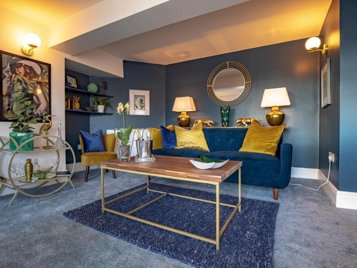 Pass The Keys Art Deco Inspired Apartment With Roof Top Views Shrewsbury Exterior foto